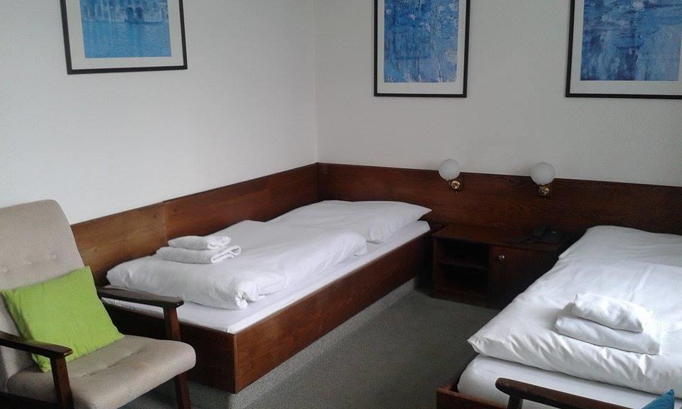 Zlín Hotel Saloon חדר תמונה