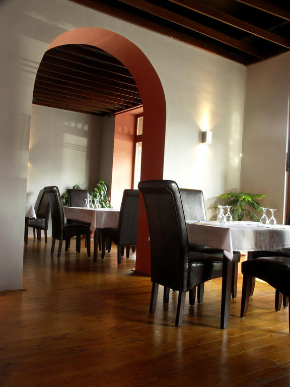 Zlín Hotel Saloon מראה חיצוני תמונה